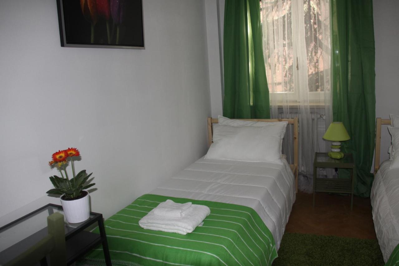 Lotus B&B Милан Экстерьер фото