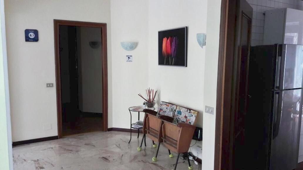 Lotus B&B Милан Экстерьер фото